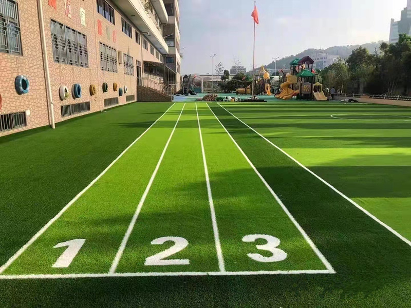 人造草足球場(chǎng)